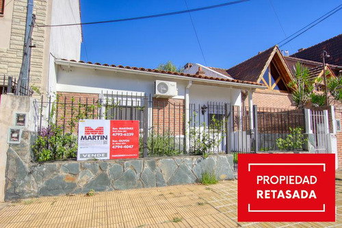 Chalet 3 Ambientes Reciclado A Nuevo Con Patio - Martínez