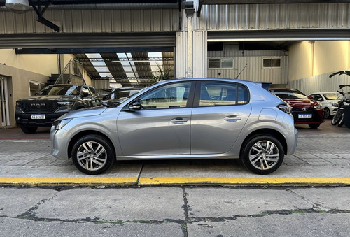 Peugeot 208 1.6 Feline Tiptronic