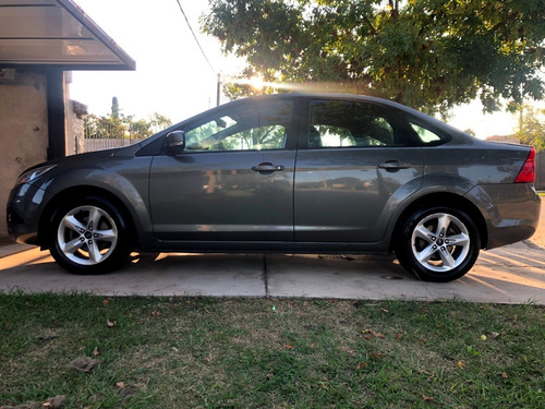 Ford Focus 1.6 2012 Exe