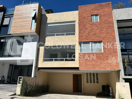 Renta De Casa En Aqua Ii, Lago Esmeralda