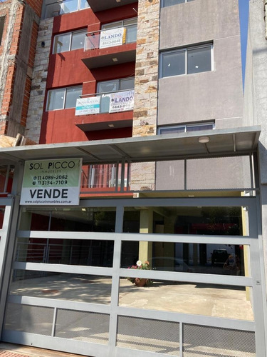 Imagen 1 de 8 de Departamento En Venta. Moron Sur. 2 Ambientes. Ideal Inversión!