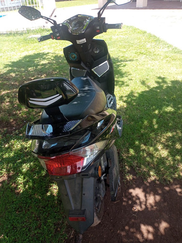 Imagen 9 de 10 de Sunra Hawk