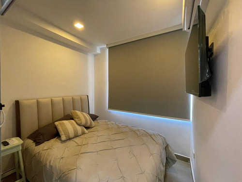 Se Vende Hermoso Apartamento Urb. Las Chimeneas Valencia Rr 285109
