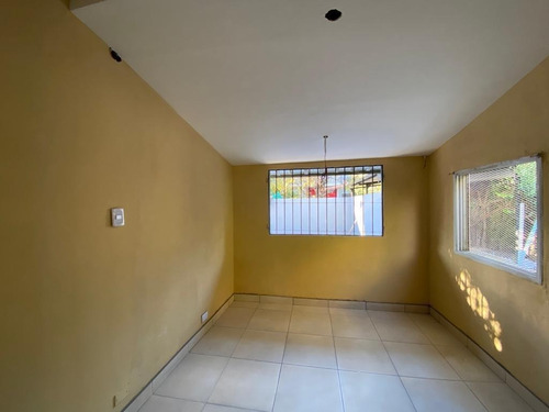 Imagen 7 de 24 de Ph Tipo Casa En Venta En Merlo Norte Reciclada A Nueva