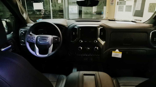 Imagen 10 de 15 de Gmc Sierra 2021 6.2 Denali Mt
