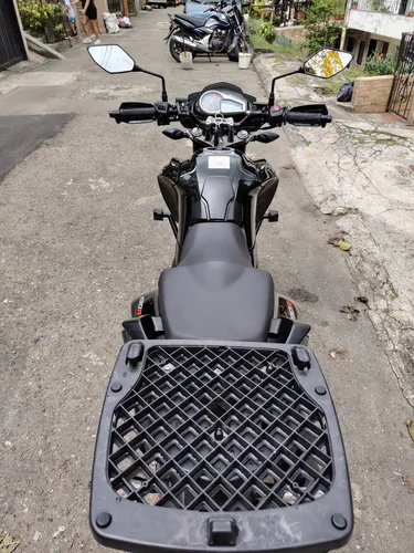 Moto En Excelentes Condiciones, Segundo Dueño.