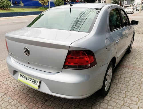 Volkswagen Voyage 1.0 Mi 8v