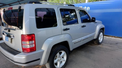 Imagen 5 de 16 de Jeep Cherokee 3.7 Limited Atx 4x4 Gris Año 2010- Tute Cars G