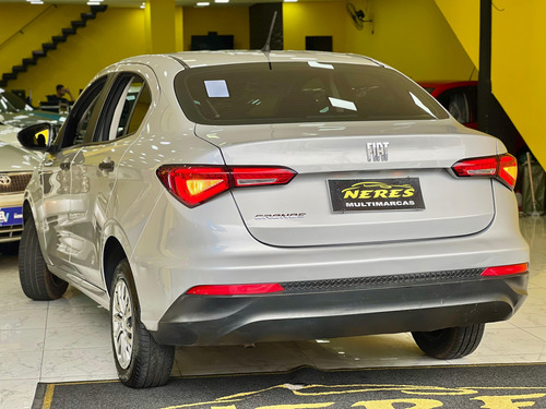Fiat Cronos 1.0 Flex 4p
