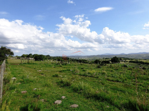 17 Has, Vistas Serranas, Monte Nativo, Arroyo Y A 1 Hora De Mdeo...- Ref: 26461