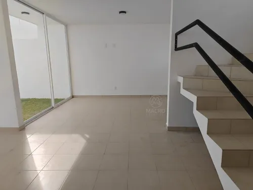 Casa En Venta En Fracc. Real De Oaxtepec A Estrenar Con Alberca Y Jardín, Escriturada.