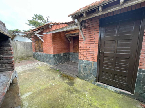 Imagen 10 de 14 de Vendo Casas (2) Villa Gesell (oportunidad). Se Toman Permuta