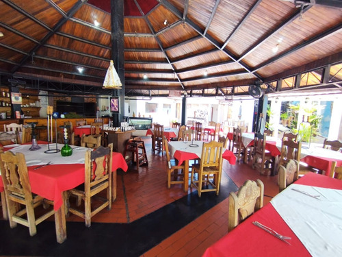 Venta De Fondo De Comercio Prestigioso Restaurant Completamente Operativo Especializado En Carnes Y Pizzas Sabanamar Isla De Margarita