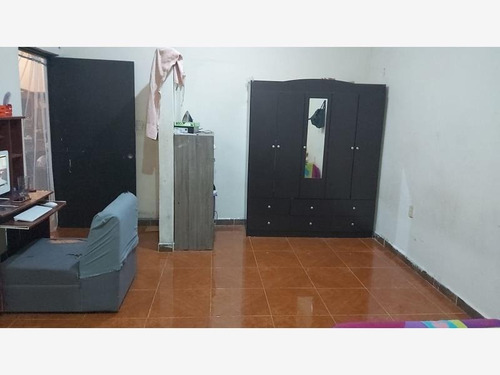 Imagen 3 de 12 de Casa Sola En Venta 10 De Abril