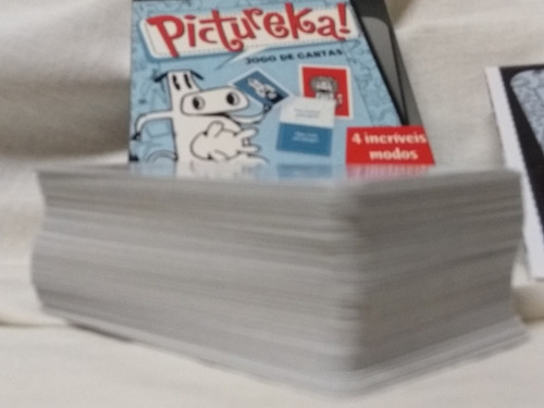 Imagem 3 de 6 de Jogo De Cartas Pictureka Hasbro Impecável Completo Usado