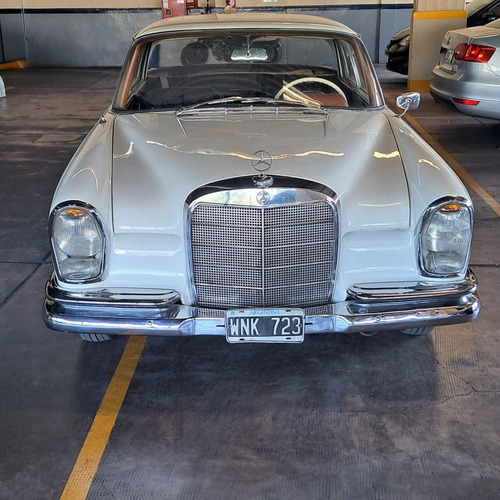 Imagen 6 de 25 de Mercedes Benz 220se