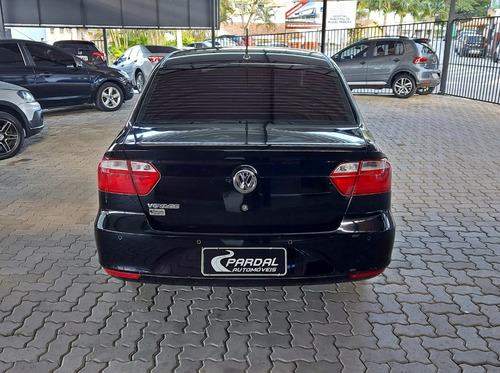 Imagem 13 de 13 de Vw Voyage 1.6 Ano 2019