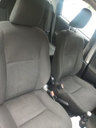 Imagem 3 de 7 de Toyota Etios 2014 1.5 16v X 4p