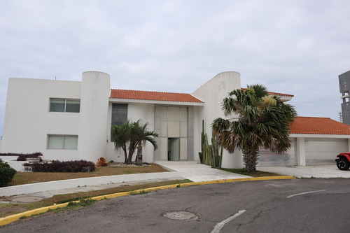 Residencia En Venta En Playas Del Conchal