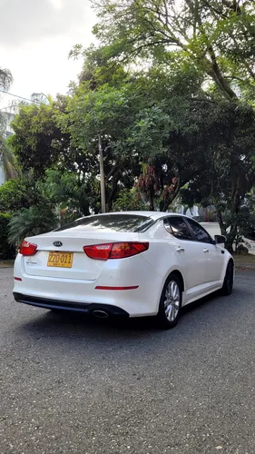 Kia Optima 2.0
