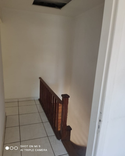 Imagem 3 de 30 de Sobrado A Venda - Com 3 Dorm, 01vaga, 2 Banheiros, 100m E Quintal - Proximo A Padaria França - V2787 - 69572743