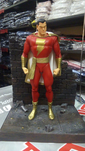 Dc Direct Shazam, Billy Batson, Serie Justice, Alex Ross!!