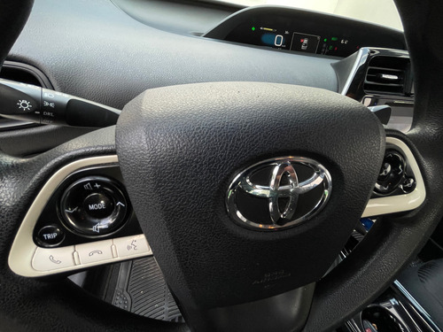 Toyota Prius 1.8 Base Cvt
