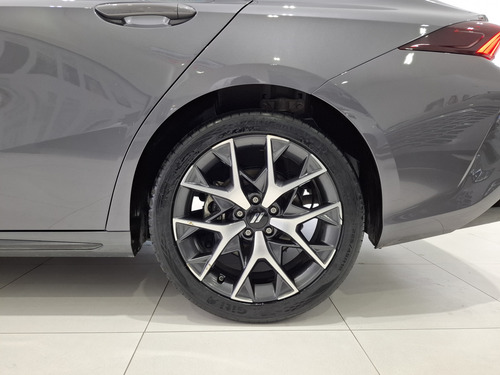 Dodge Attitude 1.5T Gdi Sport At 7Dct