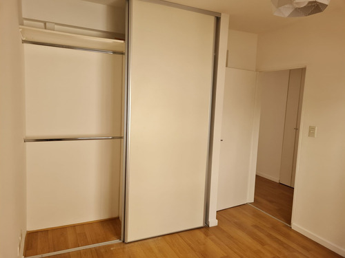 Imagen 19 de 28 de Dos Ambientes Con Cochera En Venta Frente Olivos