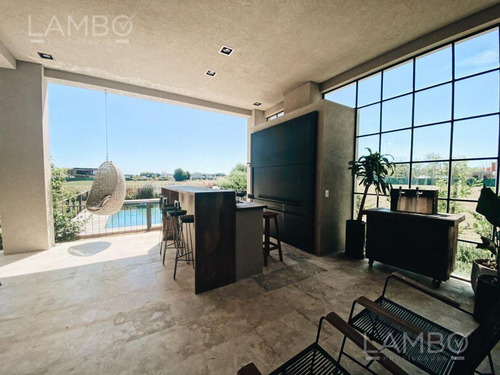 Imagen 9 de 21 de Venta- Casa- Pilar- Pilara- La Volanta