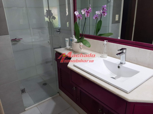 Chalet Tres Dormitorios , Dos Baños , Dormitorio Y Baño De Servicio- Ref: 5585