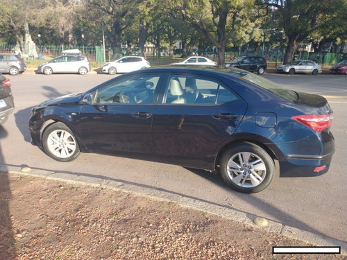 Imagen 4 de 11 de Toyota Corolla Xei Pack Cvt