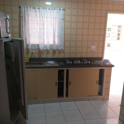 Imagem 2 de 13 de Apt 1 Qto Sala Coz Wc Próx Praia,lojas Ac Financto Bco $115.