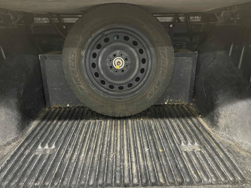 Imagen 8 de 13 de Fiat Strada 2015 1.6 Adventure Cd Pack Top Locker Con Gnc