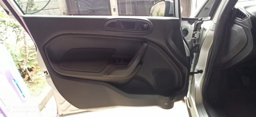 Imagen 10 de 13 de Ford Fiesta 2018 Estandar 4 Cilindros 1.6