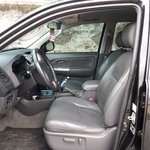 Toyota Hilux Srv Ano 2013 Automática