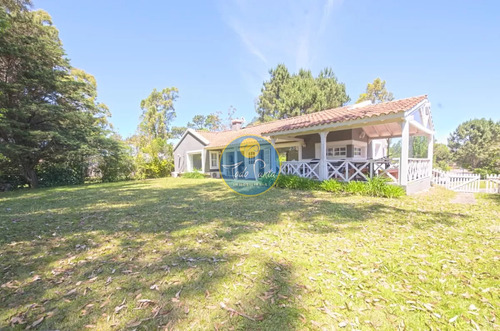 Casa A La Venta En Barrio Cerrado La Arbolada