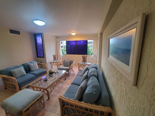 Imagen 5 de 10 de Apartamento En Alquiler En Playa El Angel