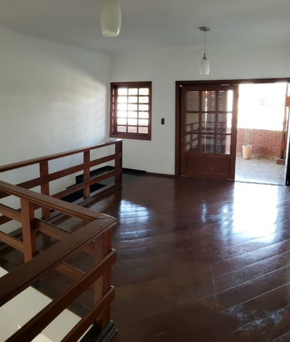 Imagem 18 de 30 de Sobrado Com 4 Dormitórios, 493 M² - Venda Por R$ 1.600.000,00 Ou Aluguel Por R$ 6.175,00/mês - Parque Dos Pássaros - São Bernardo Do Campo/sp - So1127