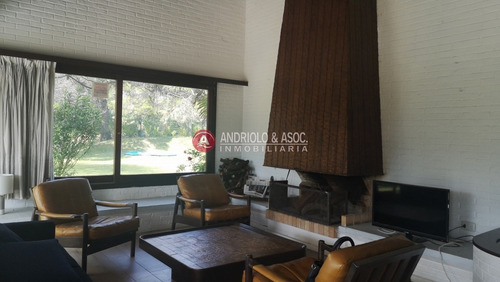Casa En Punta Del Este, Playa Mansa, Cerca Del Mar, Venta, Alquiler Anual, Y Temporada- Ref: 6622