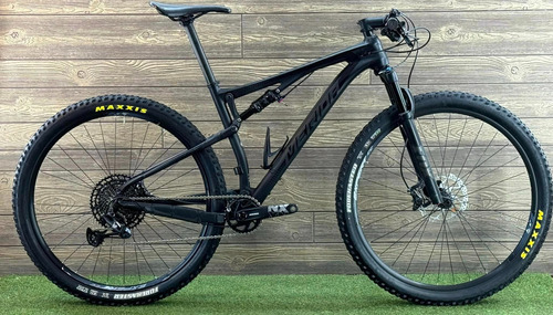 Bicicleta Para Mtb Merida Ninety-six Carbón Talla M 18 (Usado)