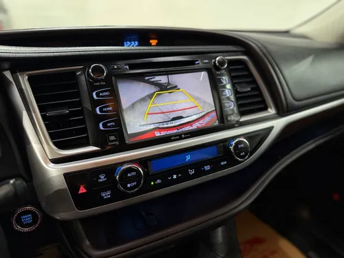 Toyota Highlander 3.5 Premium V6 At