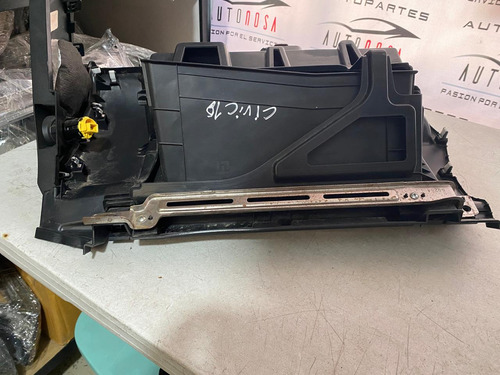 Guantera De Tablero Honda Civic Año 2016 Al 2020 (Usado)