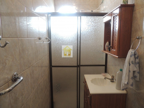Casa A Venda No Bairro Hauer Em Curitiba - Pr. - 177-1