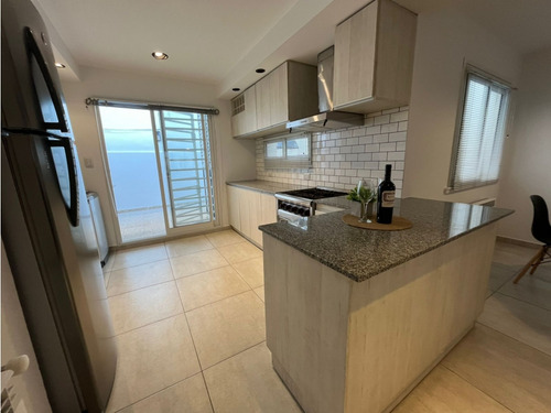 Ph 3 Ambientes Patio Y Balcon Reciclado - La Perla