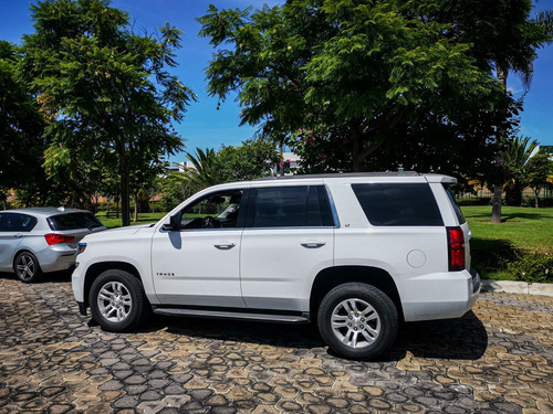 Imagen 3 de 15 de Chevrolet Tahoe 2017