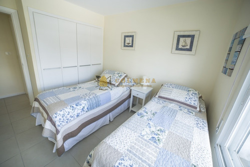 Torre Manhattan Punta Del Este Apartamento En Venta-ref:2719