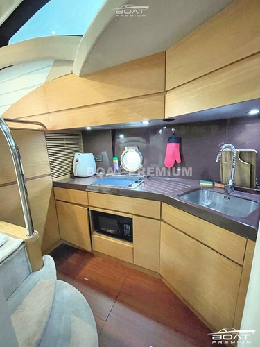 Imagem 8 de 11 de Azimut 43, 2011, 2x Cummins 480hp - Intermarine - Ferretti