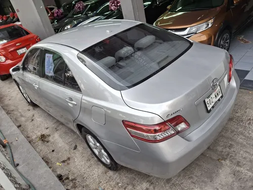 Toyota Camry 2010 4 Cil. Única Dueña Factura Orig Pagos 2025