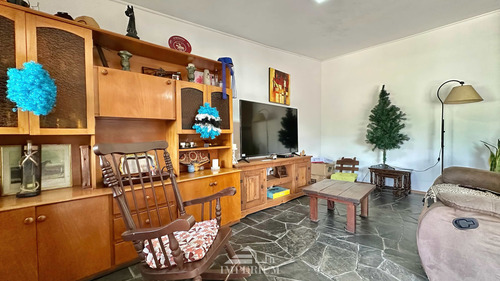 Casa 3 Dormitorios En Ciudad De La Costa Con Piscina Climatizada Y Barbacoa